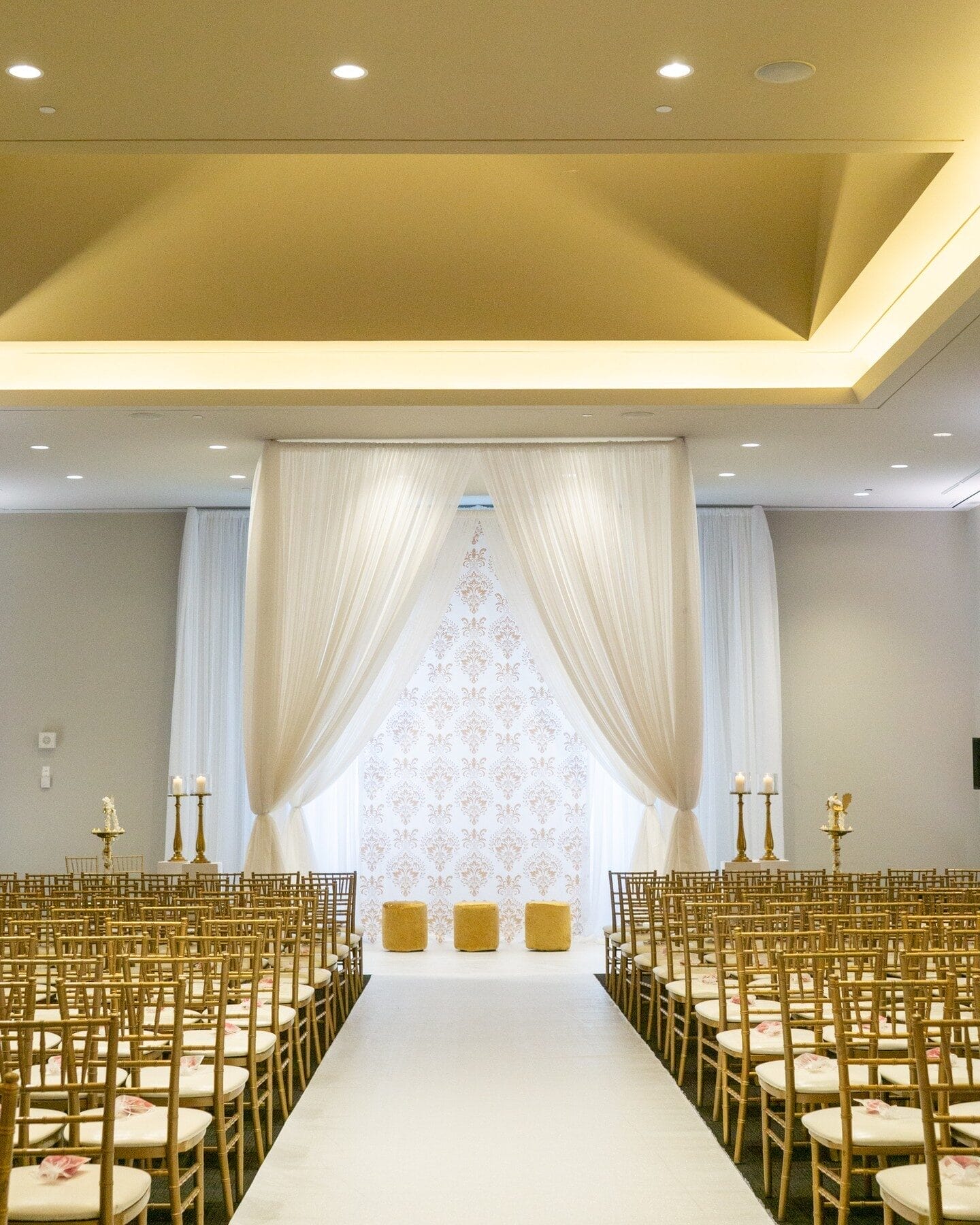 A grand golden themed wedding hall